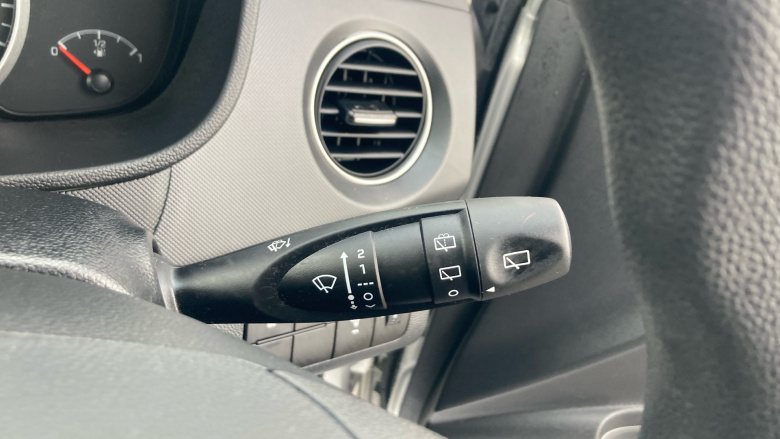 Hyundai i10 1.0 SE 5dr Petrol Hatchback